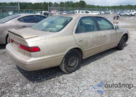 1999 Toyota Camry Ce/Le/Xle z USA, uszkodzony, nr VIN JT2BG22K5X0302188